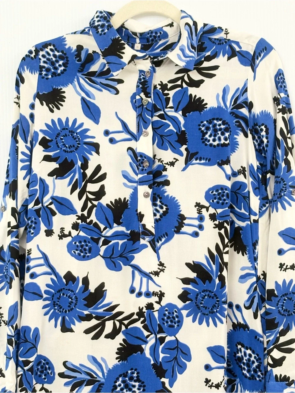 Milano Italy White Dress with Blue and Black Floral Print Long Sleeves Size 36